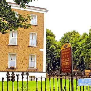3* Hotell Morehampton Townhouse
