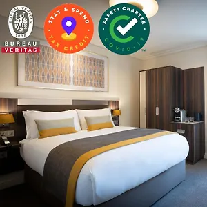 4* Szálloda 7, Centre