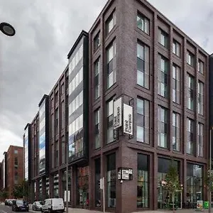 Zeni Ensuite, In The Vibrant Docklands Dublin